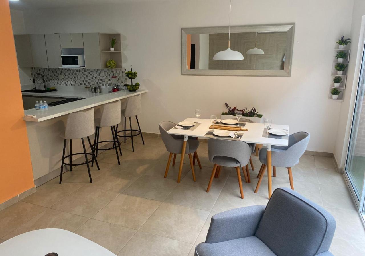 Casa Familiar En Condominio Privado Cerca De Playa Канкун Екстериор снимка
