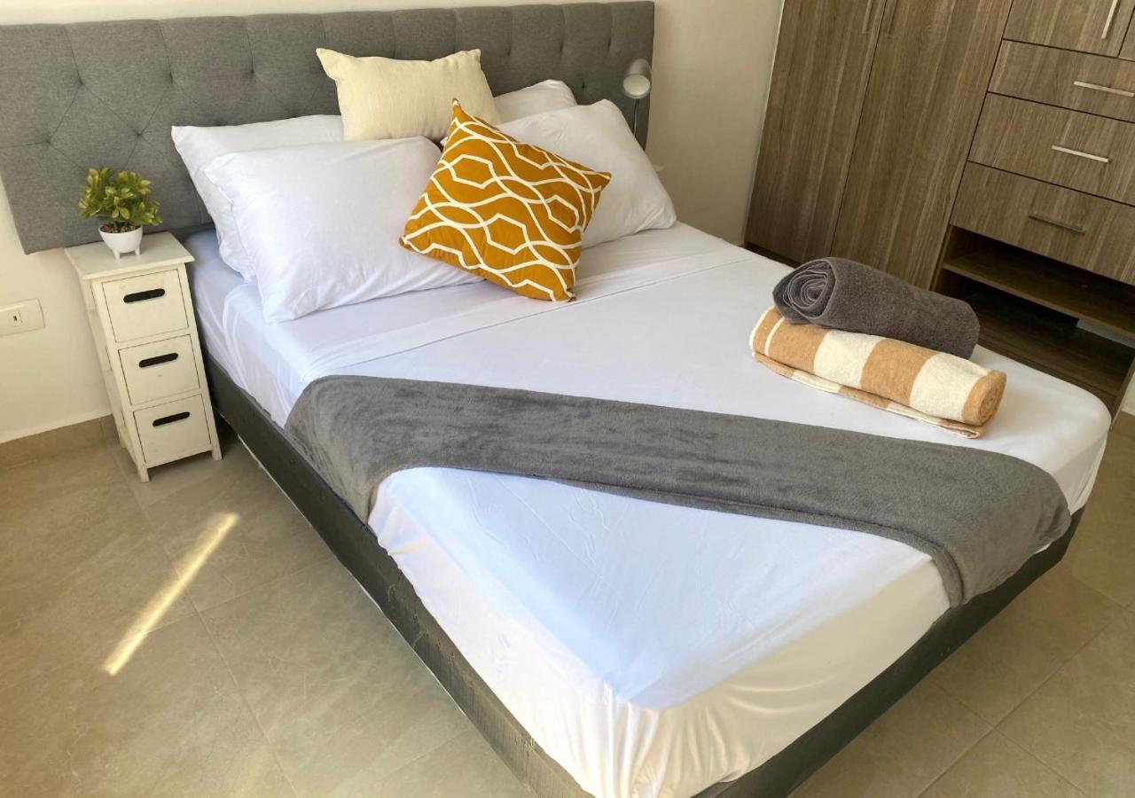 Casa Familiar En Condominio Privado Cerca De Playa Канкун Екстериор снимка