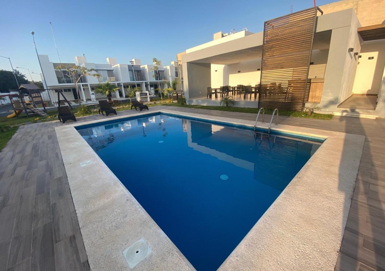 Casa Familiar En Condominio Privado Cerca De Playa Канкун Екстериор снимка