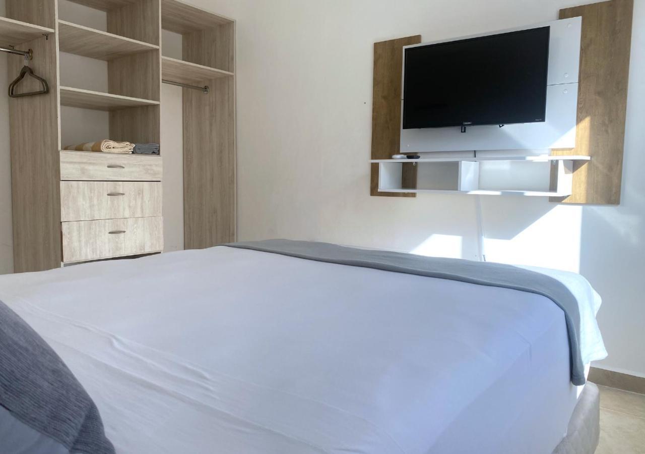 Casa Familiar En Condominio Privado Cerca De Playa Канкун Екстериор снимка