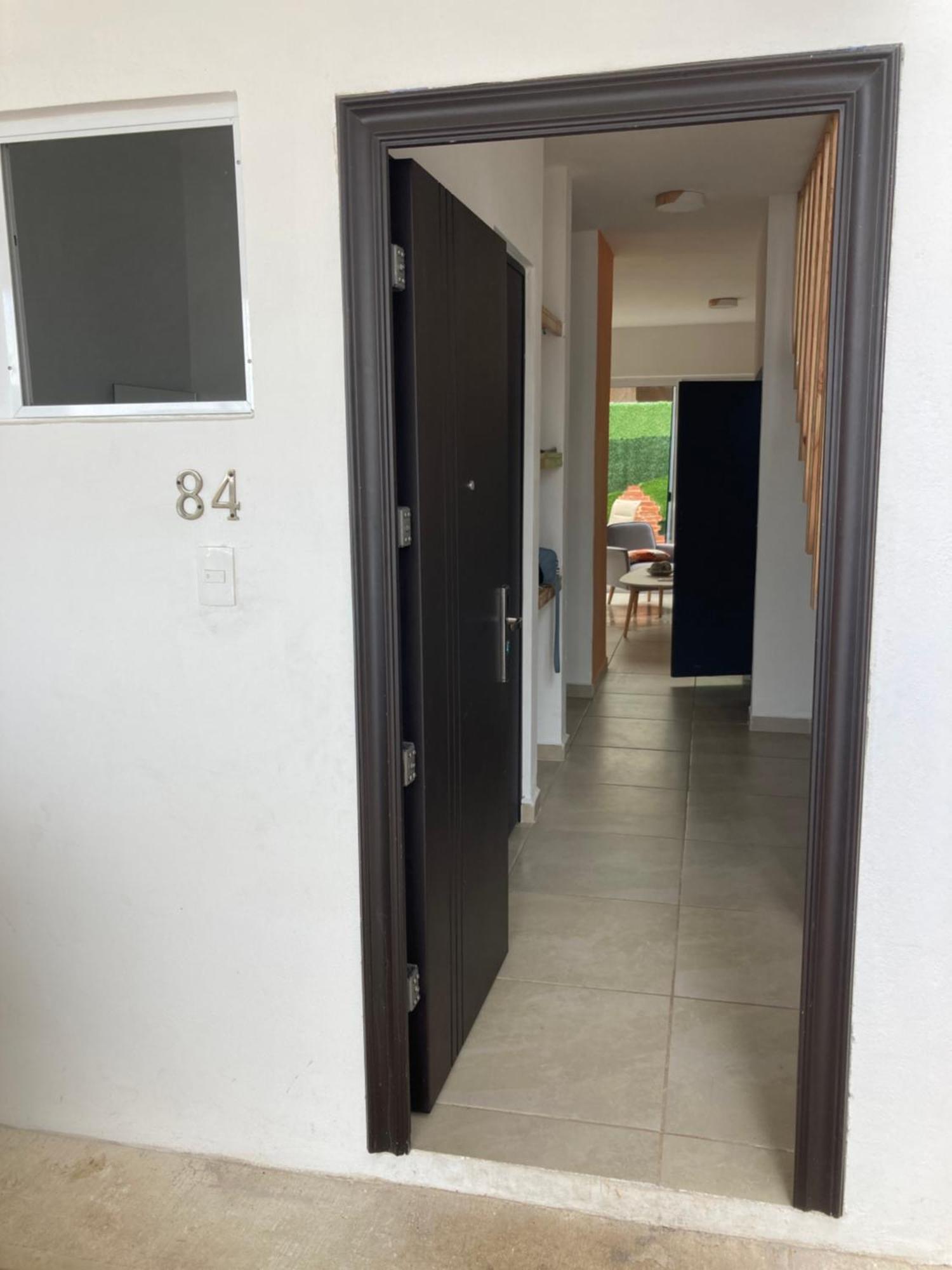 Casa Familiar En Condominio Privado Cerca De Playa Канкун Екстериор снимка